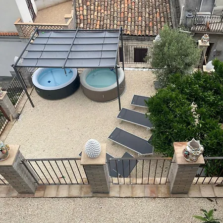Bed And Relax-il Maniero Bed & Breakfast Calatabiano