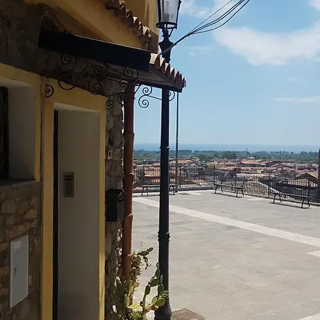 Bed And Relax-il Maniero Bed & Breakfast Calatabiano