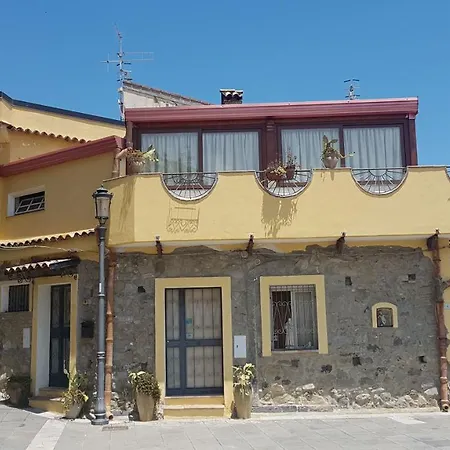 Bed And Relax-il Maniero Bed & Breakfast Calatabiano