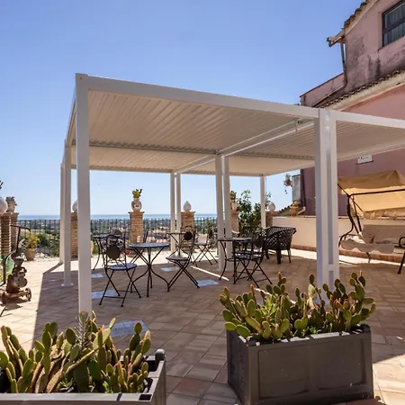 Bed And Relax-il Maniero 4*