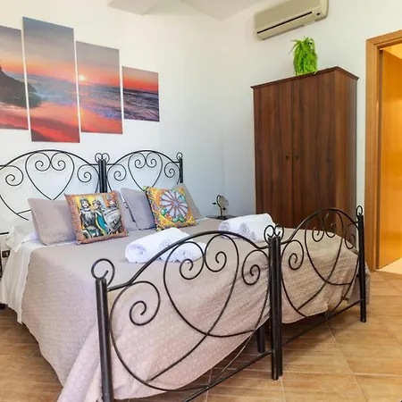 فندق مبيت وإفطار Bed And Relax-il Maniero 4*