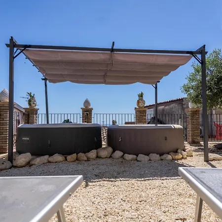 فندق مبيت وإفطار Bed And Relax-il Maniero كالاتابيانو