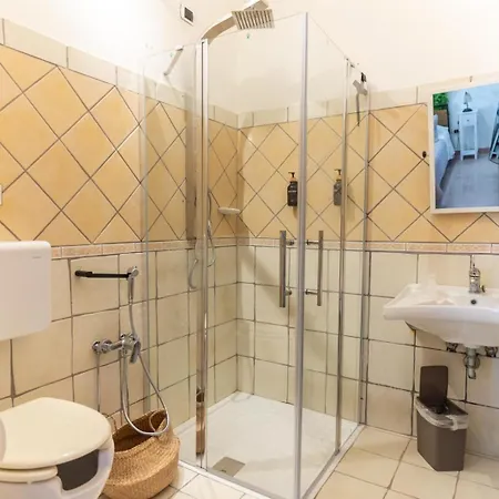 فندق مبيت وإفطار Bed And Relax-il Maniero 4*