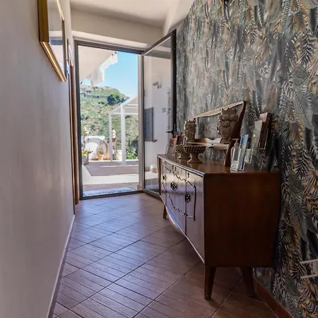 Bed And Relax-il Maniero 4*