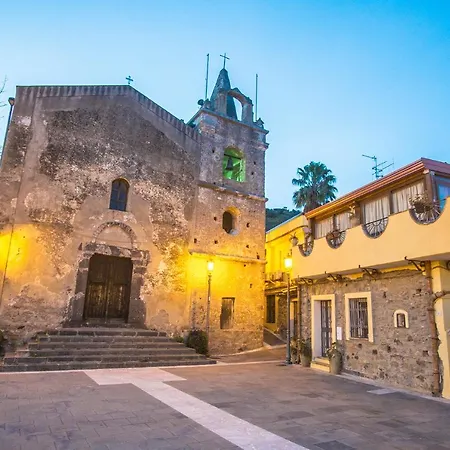Il Maniero Bed & Breakfast *